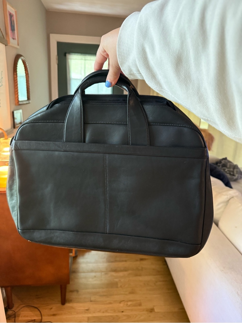 Hartmann Men's Black Vintage Leather Briefcase Bag - Sleek Professional Carryall